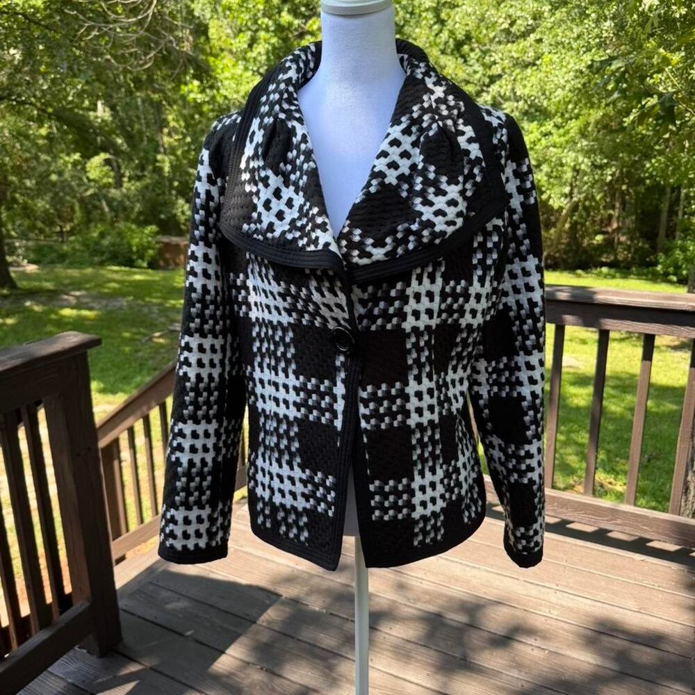 Dark Academia Black & White Plaid Jacket |‎ Women’s Oversized Check Print Coat